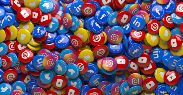 Social Media Logos on Buttons